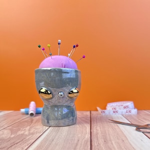 Handmade Ceramic Alien Pin Cushion ,Unique Seamstress Gift, Sewing Organizer, Novelty Sewing Accessory