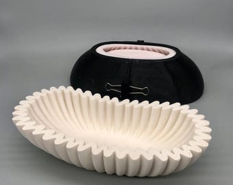 Candle Holder Mold | Wavy Boat Concrete Silicone Mold for Handmade Crafts | Wax Pitchers Containers