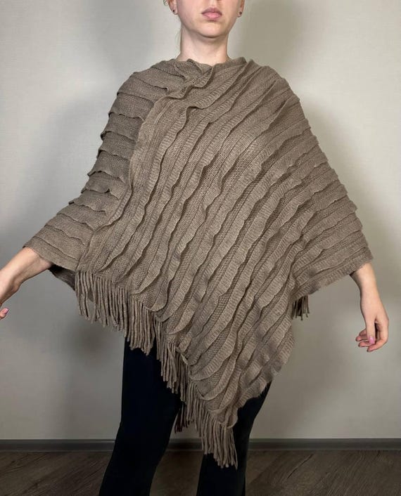 ベージュ ニット ポンチョ ケープ アシンメトリー ボヘミアン ショール