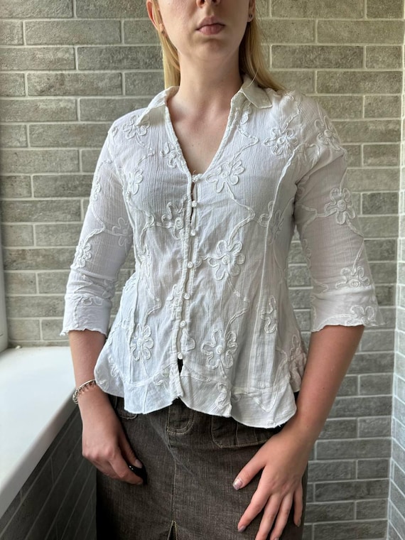 Vintage White Sheer Embroidered Blouse 90s Boho Shirt Floral Semi 