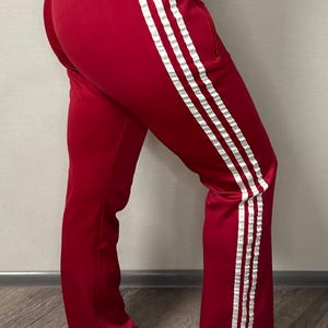 Pantalones Adidas vintage Pantalones deportivos retro Pantalones deportivos de los años 90 Pantalones de la vieja escuela Pantalones deportivos rojos de 3 rayas Talla 12