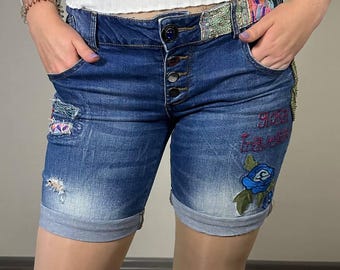 Desigual embroidered denim shorts boho pachwork jean shorts y2k stretch cotton shorts festival clothing Size 30