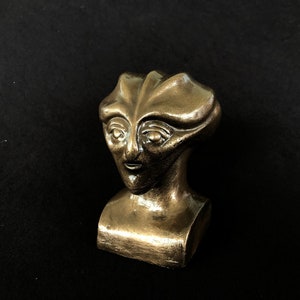 Mini Alien, Kaltguss Bronze Skulptur