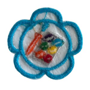 Girl Scout Daisy Painting Iron On Unofficial Patch Multi-Level Troops Badge Vest Sash Uniform Tunic image 2