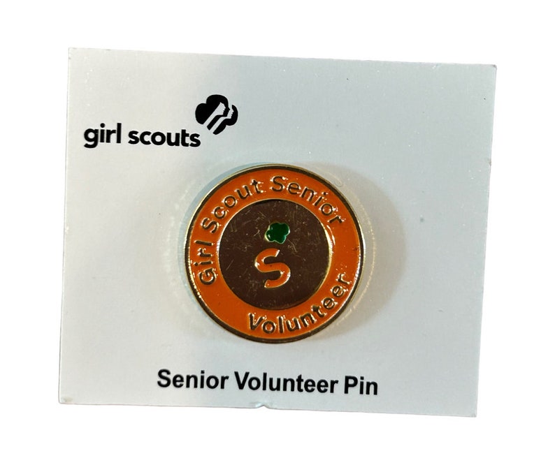 Retired Girl Scout Volunteer Pins Daisy Brownie Junior Cadette Senior Ambassador Green Volunteer Senior Pin