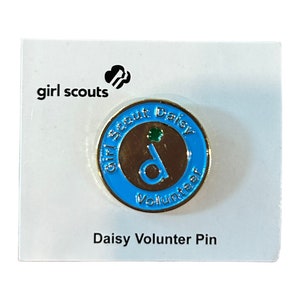 Retired Girl Scout Volunteer Pins Daisy Brownie Junior Cadette Senior Ambassador Green Volunteer Daisy Pin