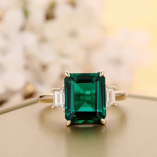 Emerald Green Ring - Etsy