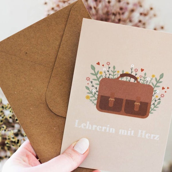 Postkarte Lehrerin mit Herz