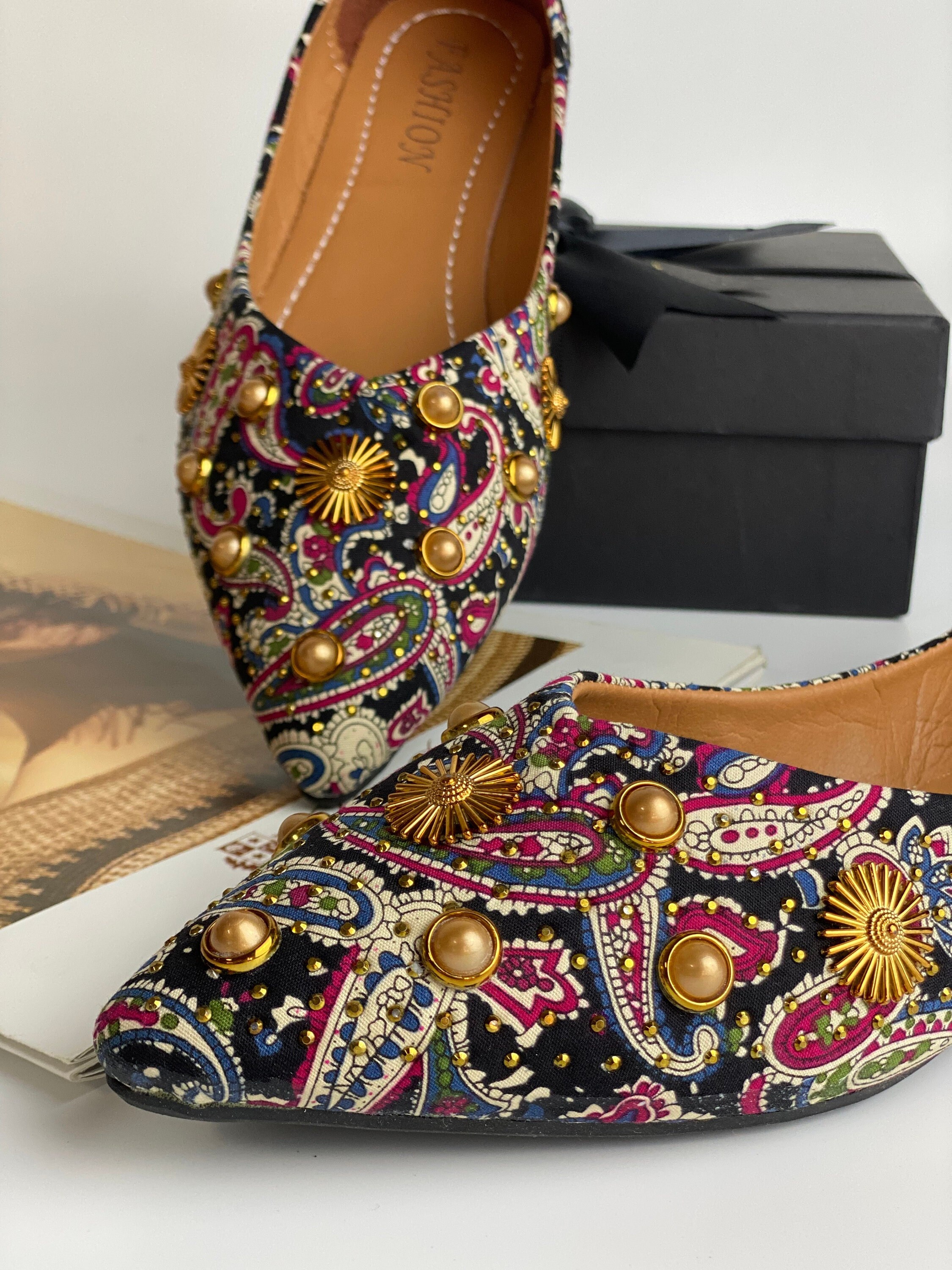 carolyn mule flats