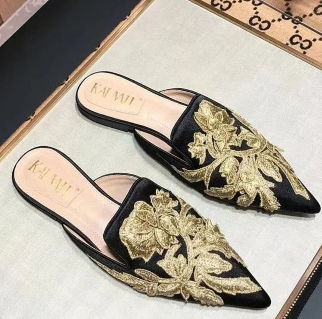 Black Embroidered Flat Mules Chinese Floral Embroidery Shoes -  Israel