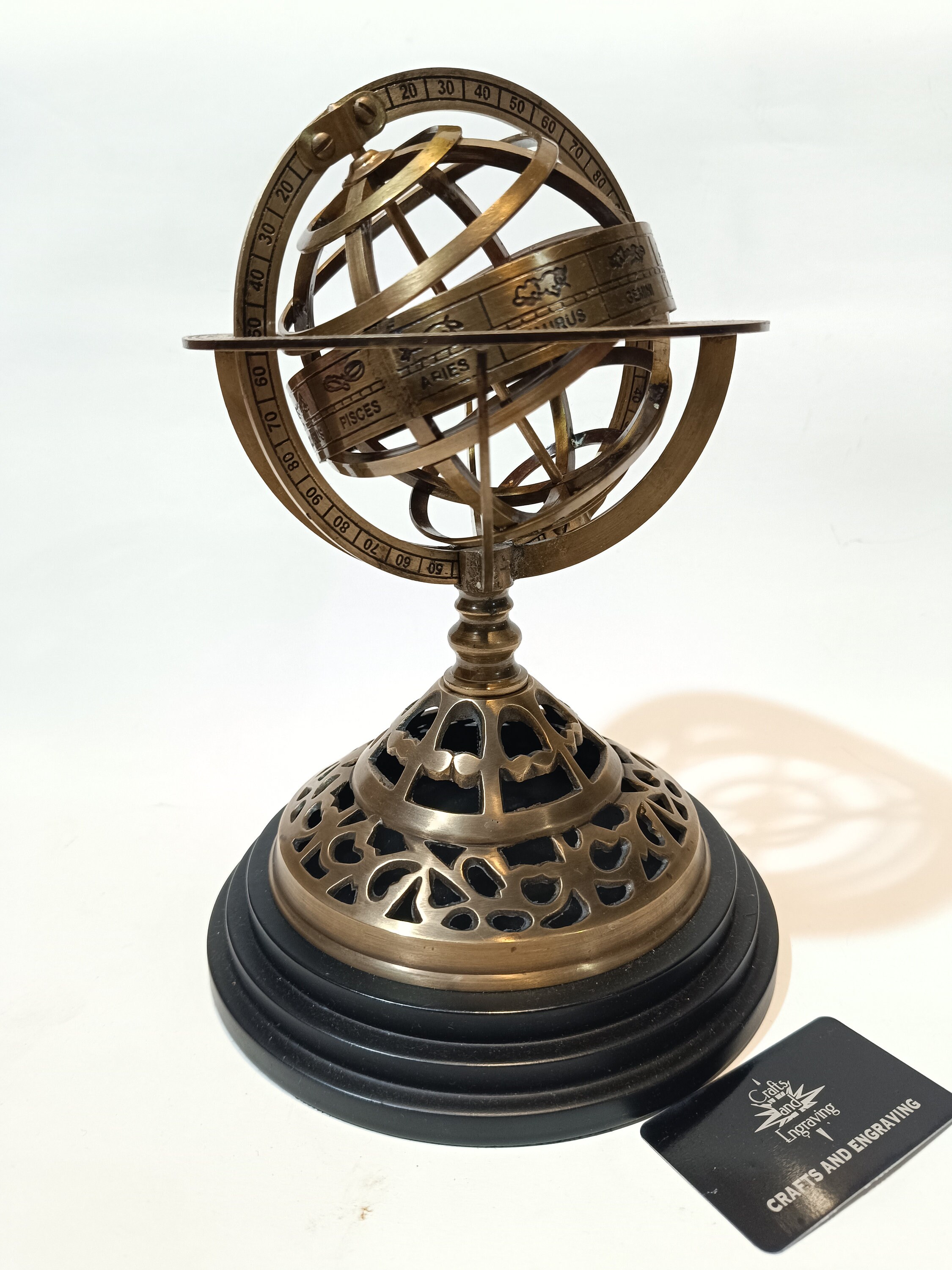 ヴィンテージ真鍮製天球儀：木製台座付き航海用地球儀 - Etsy 日本