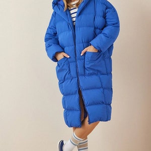 Oversize long blue puffer coat, very long padded puffer jacket, image 5