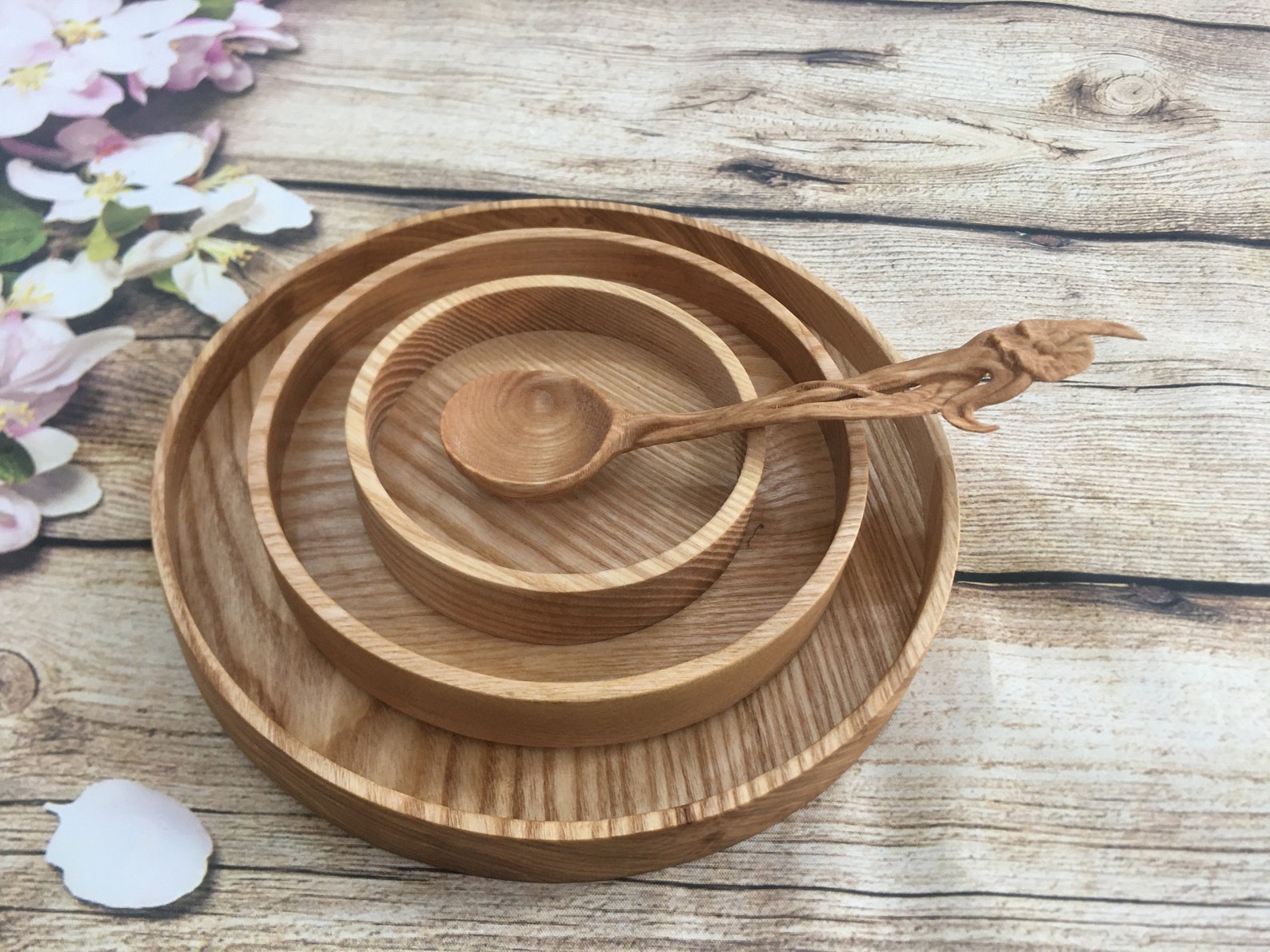 Round wooden tray for food natural wooden tray ash wood for Etsy