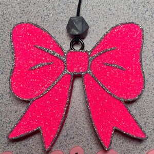 Bow Freshie Mold