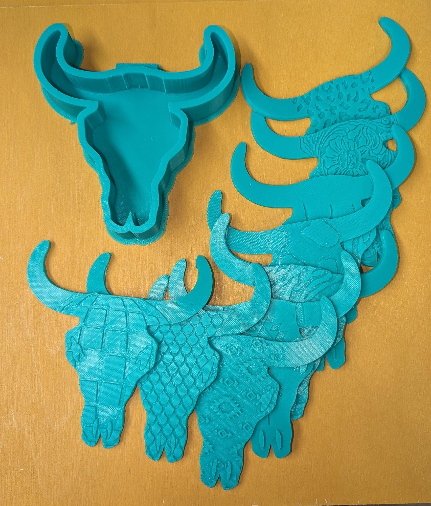 Bull Freshie Mold with Inserts