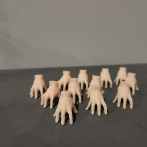 Dollhouse Mini Hands 12pk