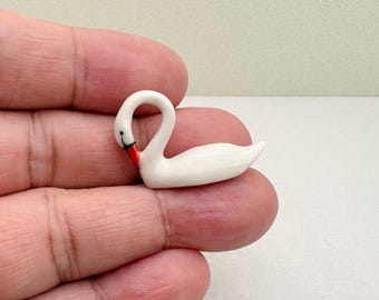 小さな白鳥のミニチュア装飾｜手描きの陶器製鳥の置物 - Etsy 日本