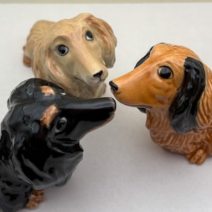 Charming Dachshund Figurines – Handmade Ceramic Decor for Dog Lovers – Choose Black, Tan, or Brown – Great Gift for Pet Enthusiasts