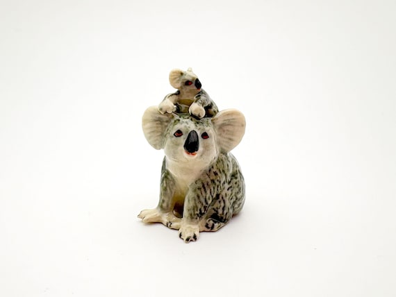 手作り陶器のコアラと赤ちゃんの置物：野生動物の彫刻 - Etsy 日本