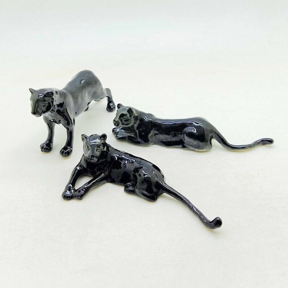 陶器製ブラックパンサーの置物 | 手描きの彫像 | 野生動物テーマ