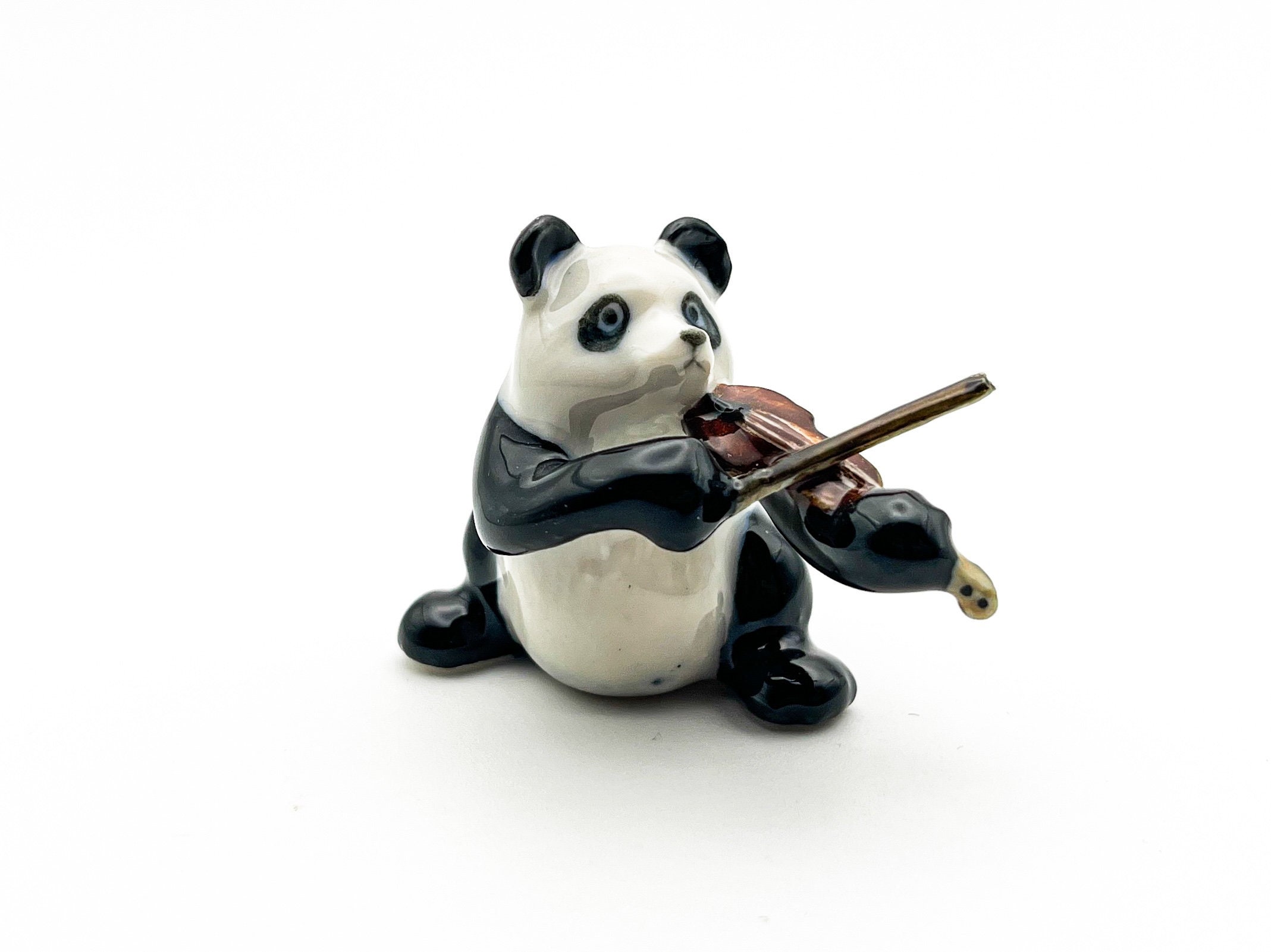 ホビー・楽器・アート PANDA Hand-painted Ceramic Panda Musician Figurine: Collectible Home