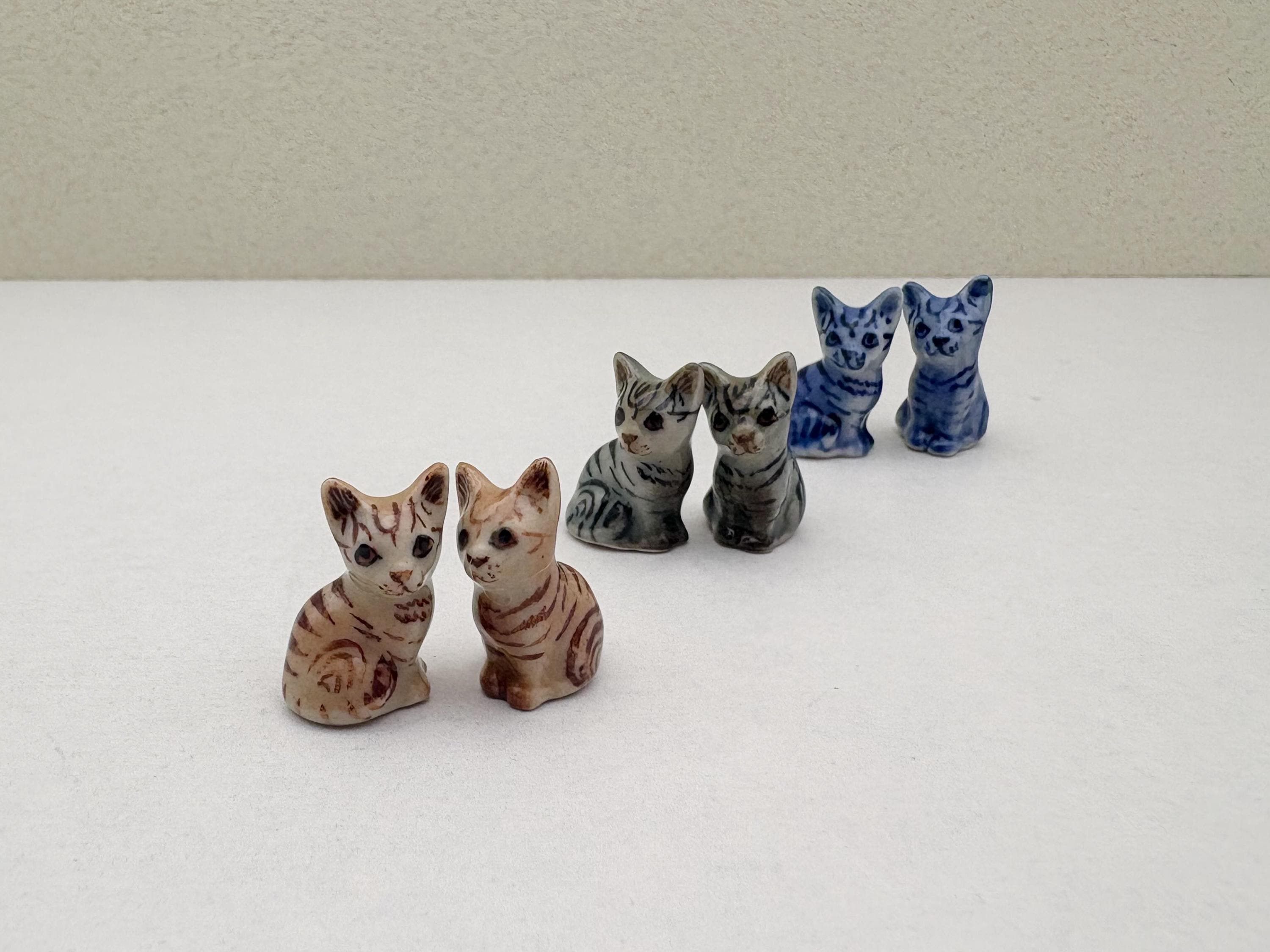 陶器の子猫の置物（2個セット）：ミニチュア猫好きへのギフト - Etsy 日本