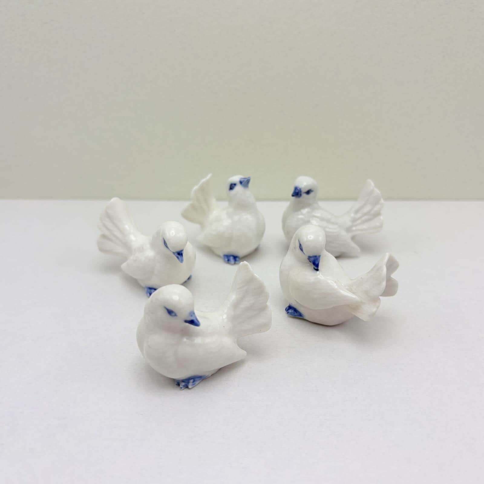 陶器製 鳩の置物 送料無料＞ハトの容器 / Dove Ornament （ 鳥 バード オブジェ その他