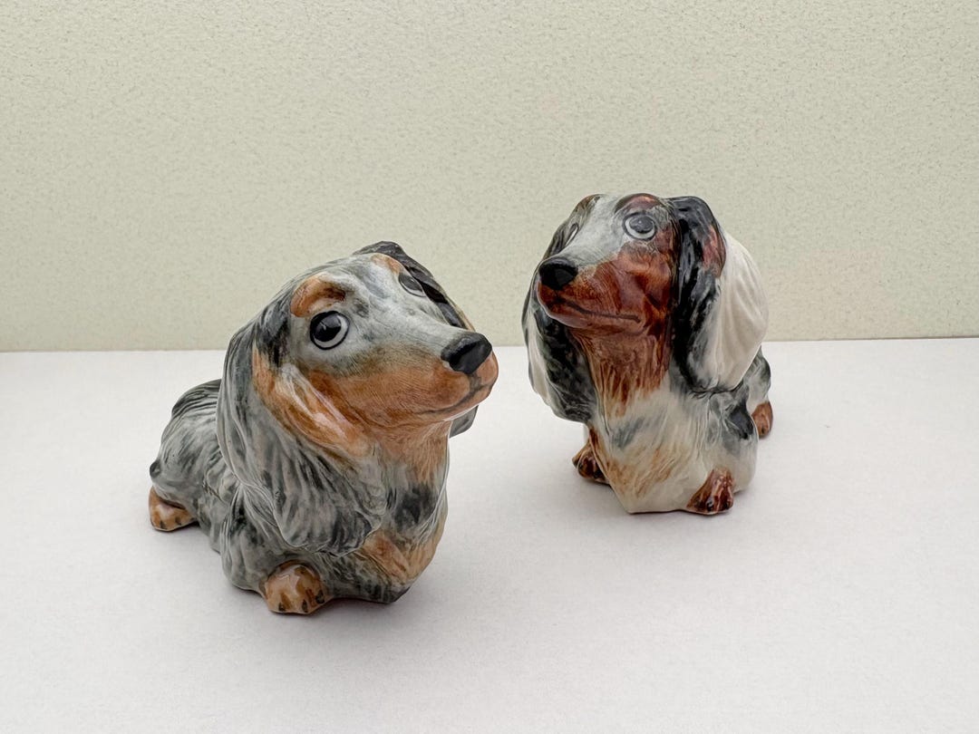 1/6 Small Clay Dachshund Dog Model - Lifelike Dachshund Figurine Collection main image 0