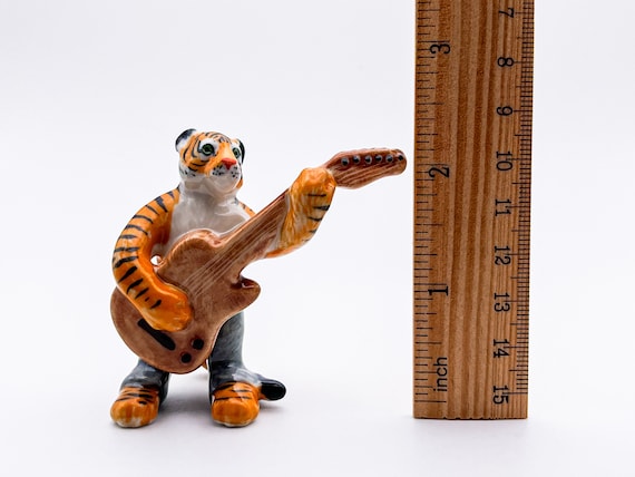 Hand-painted Ceramic Tiger Musician Figurine: Whimsical Home Decor