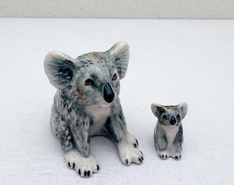 Handbemalte Keramik Koala Figuren Set: Mutter und Baby Wildtier Dekor
