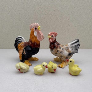 手描き陶器製雄鶏と雌鶏、ひよこの置物セット - Etsy 日本