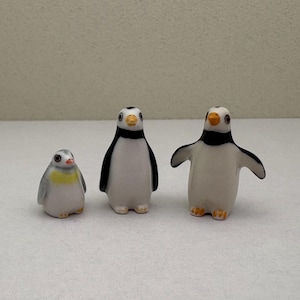 Adorable Ceramic Penguin Set – Miniature Handcrafted Figurines for Home Décor, Desk Display & Unique Gifts for Penguin Lovers