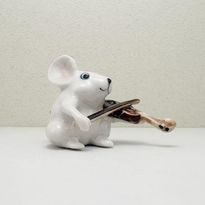 Hand-Painted Ceramic White Mouse Playing Violin Figurine, Miniature Musician Statue