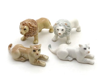 Set of 2 Lion Lioness Ceramic Figurine Animal Male Female Statue