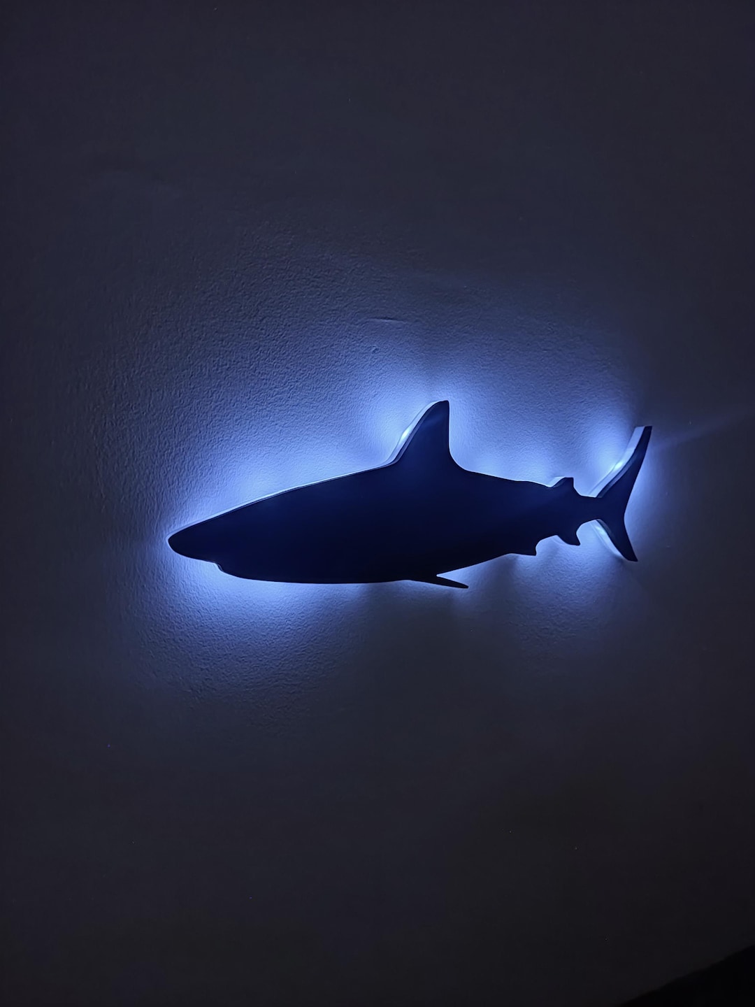 Led Design Shark LED Shark Silhouette Lamp – Battery-powered Wall Table Light With No ...