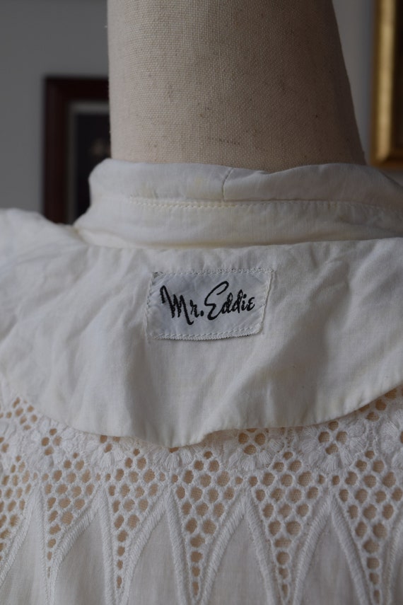 1950s Vintage White Floral Eyelet Dress - image 5