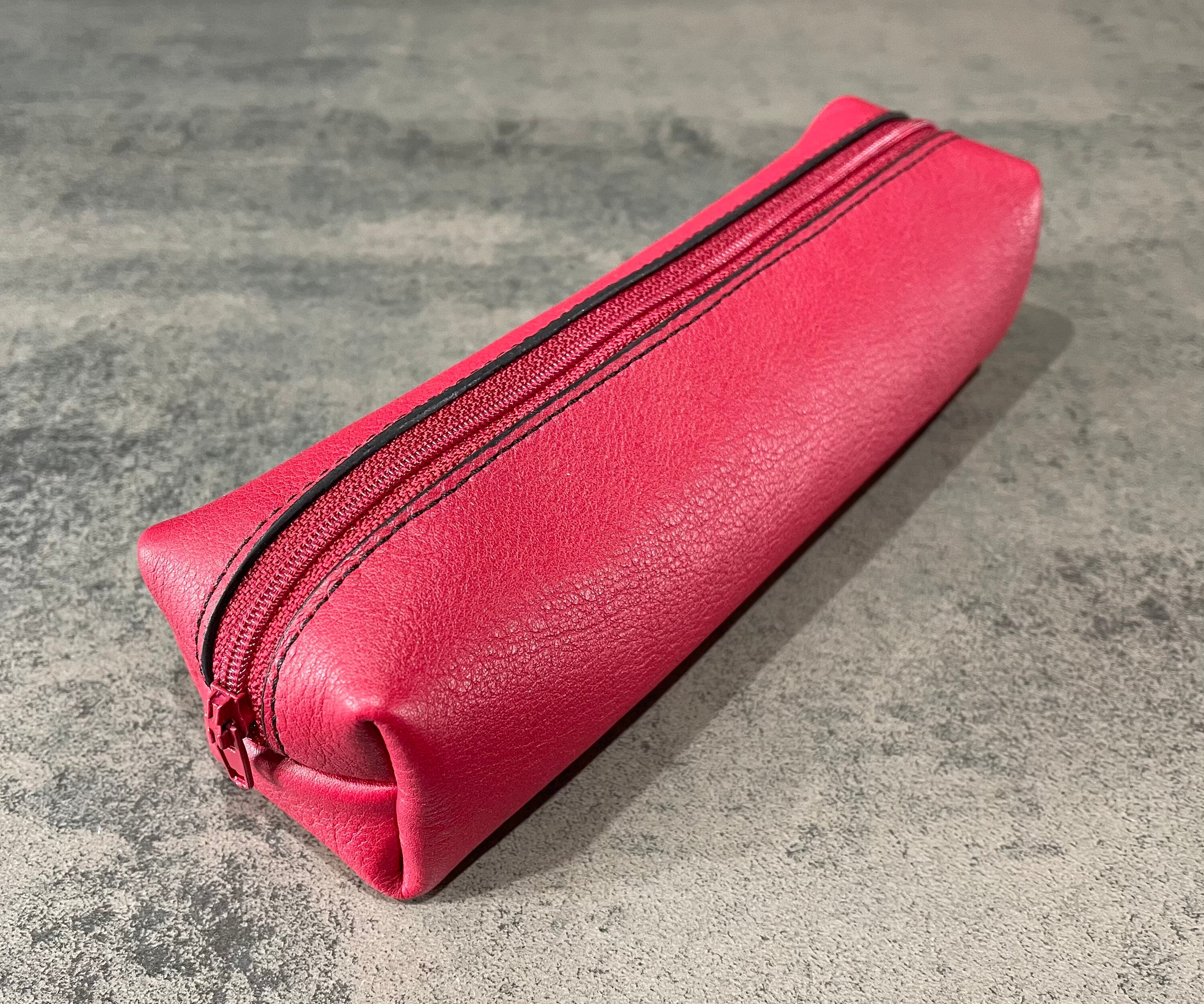 Trousse en Cuir Véritable Rouge Fait Main - Made in France