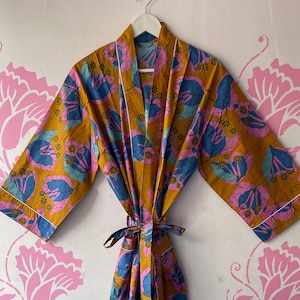 Nieuw kimonovest met bloemen, strandkleed, gewaad bruidsmeisje, Japanse kimono, badjas vrouwen, trouwgewaden