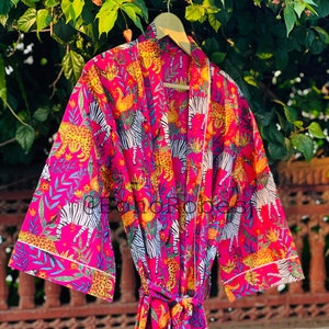Pink Animal Printed Cotton Kimono Robe, Bridal Party Robe, Beach Cover Up, Bridesmaid Robe, Gifts For Her