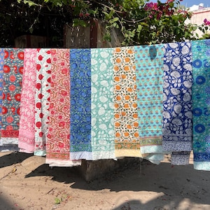 Wholesale Block Print Women&#39;s Sarongs, Beach Wrap Scarves In Cotton, Indian Soft & Breathable Sarongs, Gift for Her