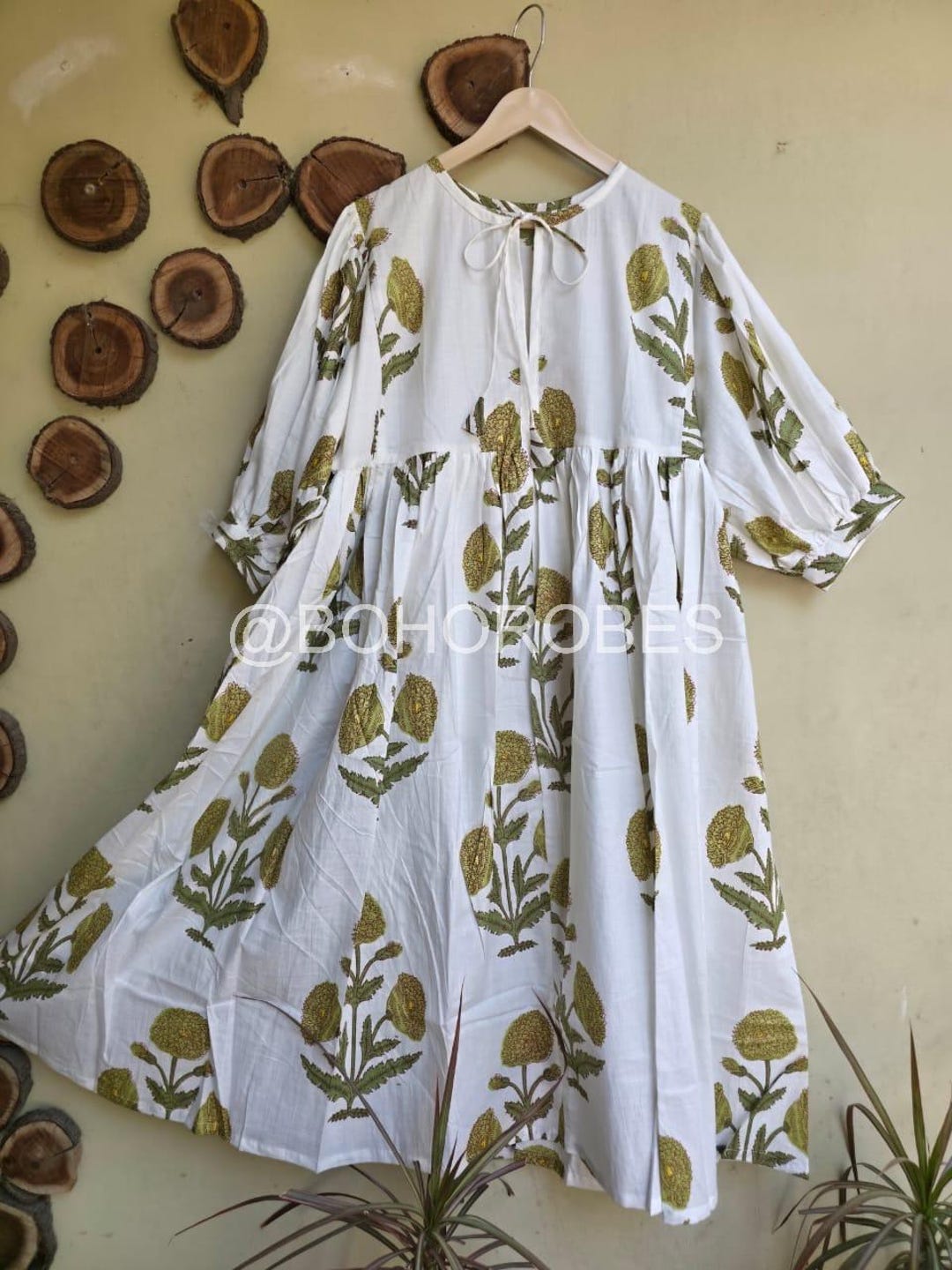 Angel Sleeve Donna Dress Handover Hand Block