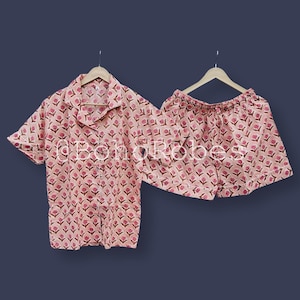 Katoenen pyjamaset met bloemenhandblokprint: nachtkleding vrijgezellenfeest bruidsmeisje