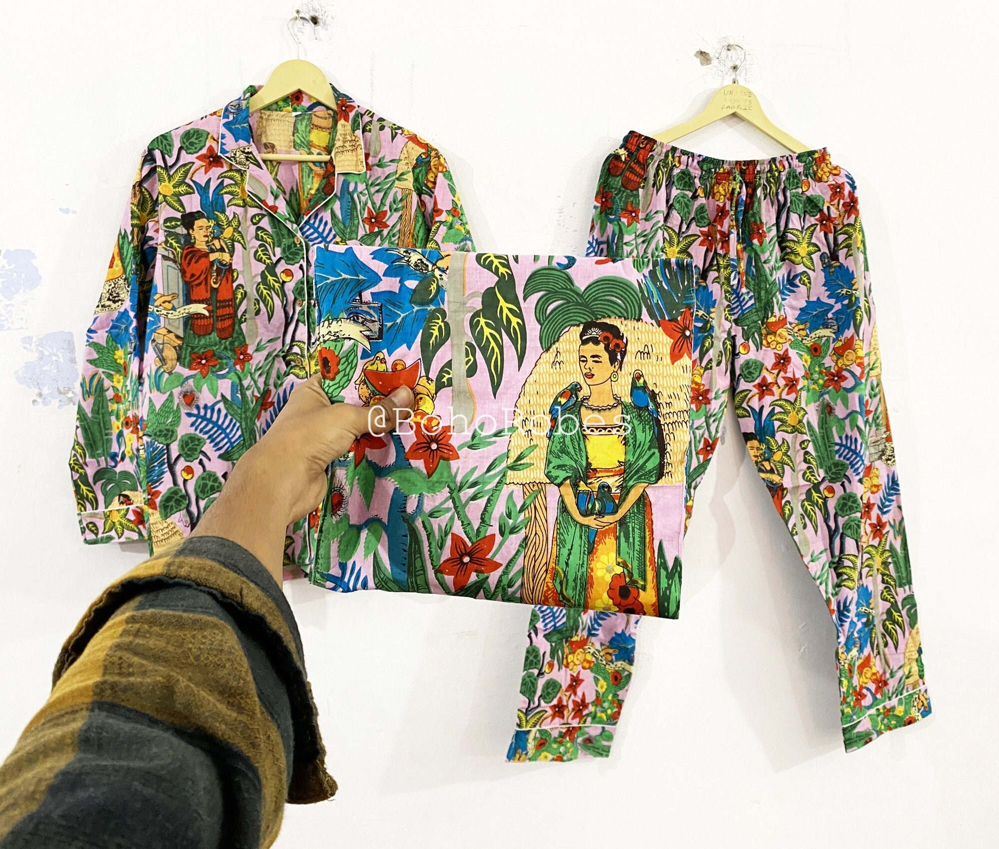 Kimono Lungo In Cotone Stampa Floreale India: La Vestaglia Perfetta Per Ogni Stagione!