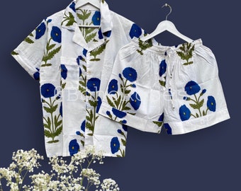 Completo pigiama in cotone con stampa floreale a blocchi: abbigliamento da casa da donna