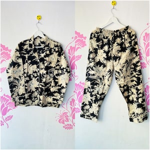 Black Floral Women&#39;s Pajama Set, Bridesmaid Pajamas, Lounge wear Set, Birthday Gifts, Christmas Gift