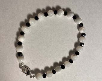 Natural White Onyx Bracelet (925 Sterling Silver Clasp)