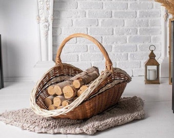 Panier de récolte en osier rustique : bois de chauffage bohème et panier de récolte