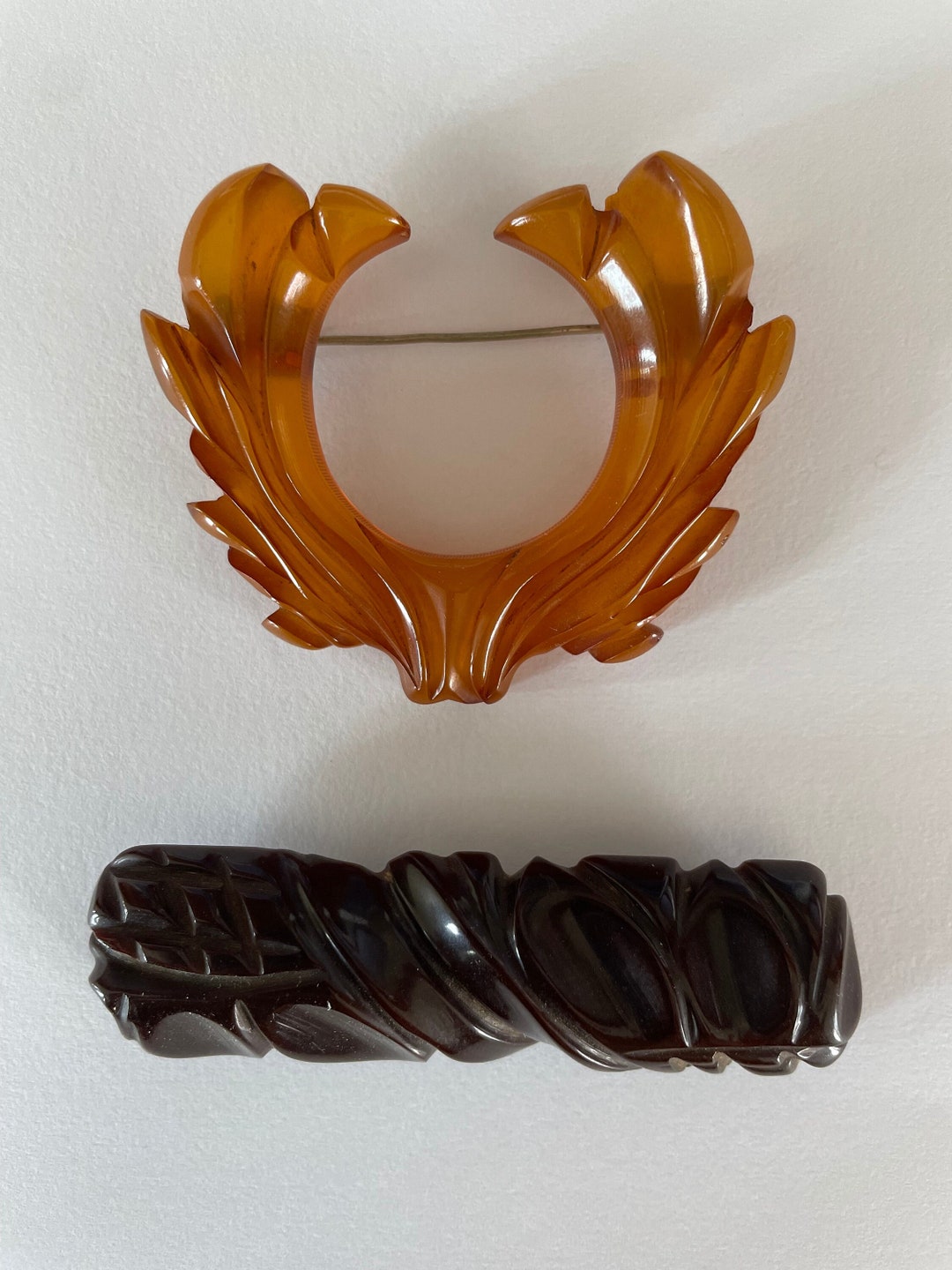 Set of Two Deeply Carved Vintage Bakelite Pins, 1940's Etsy