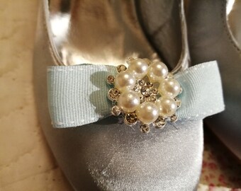 Blue ribbon and diamante shoe clips (pair)