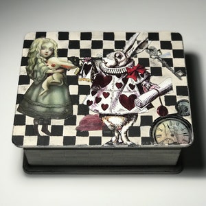 Alice in Wonderland unique home decor,Alice&#39;s Adventures GiftAlice in Wonderland big jewelry bag box ,Alice furniture decoration